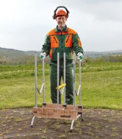 Wolfcraft - Professionele Zaagbok - Voor Kettingzaag - Hout - Opbouwbare, Stabiele Zaagbok Voor Brandhout - 5121000 - 10 JAAR GARANTIE 26 Wolfcraft - Professionele Zaagbok - Voor Kettingzaag - Hout - Opbouwbare, Stabiele Zaagbok Voor Brandhout - 5121000 - 10 JAAR GARANTIE -Gardena Winkel 1058x1200 1