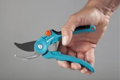 GARDENA - Classic B/S-M Bypass Snoeischaar - Ø 22mm - 25 Jaar Garantie 19 GARDENA - Classic B/S-M Bypass Snoeischaar - Ø 22mm - 25 Jaar Garantie -Gardena Winkel 1200x800 76