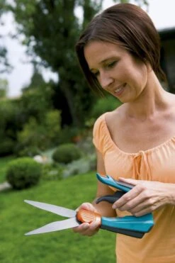 GARDENA - Comfort Plus - Draaibaar - Grasschaar - 120 Mm Maaibreedte 17 GARDENA - Comfort Plus - Draaibaar - Grasschaar - 120 Mm Maaibreedte -Gardena Winkel 799x1200 19